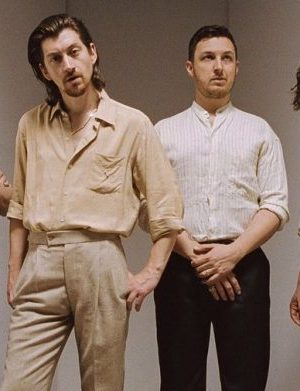 arctic-monkeys-2018-choque-696x391