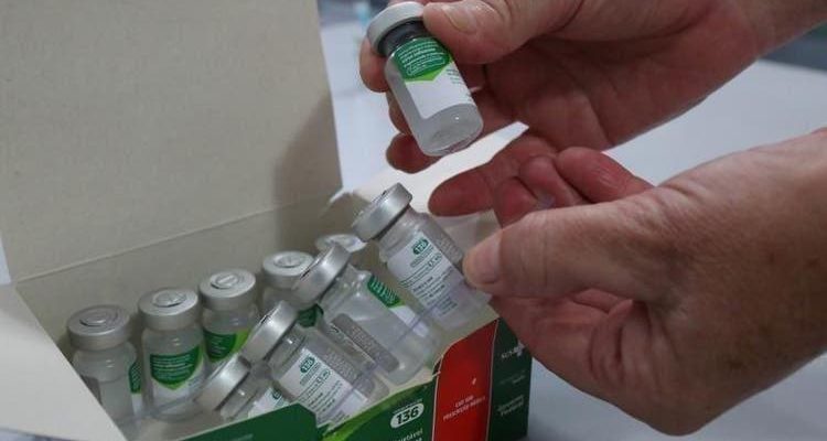 vacina-gripe-rogerio-da-silva-prefeitura_0_6_1-1