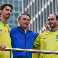 familia-bolsonaro-750x450